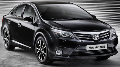 Toyota Avensis 2012 модельного года