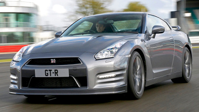 обновленный Nissan GT-R