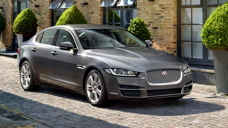 Jaguar XE