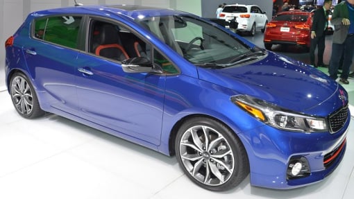 Хэтчбек Kia Forte 2016