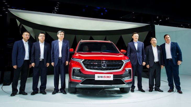 Новый компактный кроссовер Baojun 530