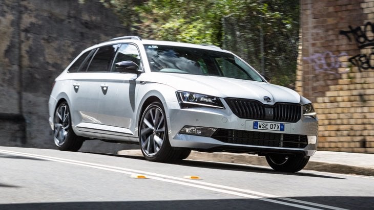 Универсал Skoda Superb Combi SportLine