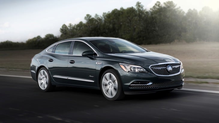 Седан Buick LaCrosse Avenir