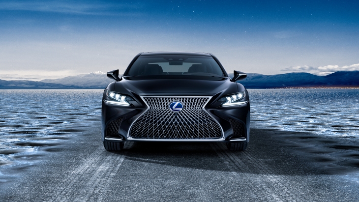 Гибридный седан Lexus LS 500h нового поколения