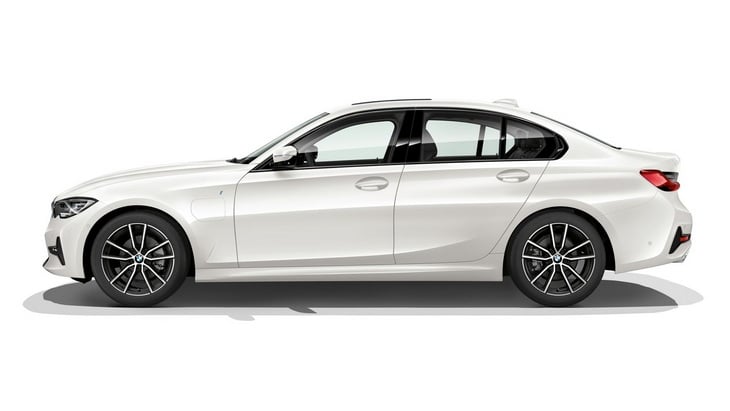 BMW 330e